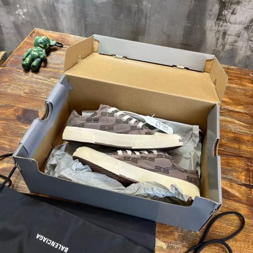 Balenciaga  Paris - 图片 3
